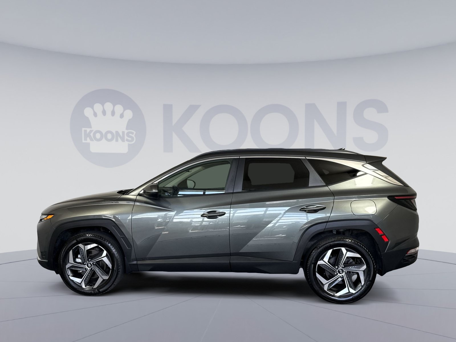 Used 2023 Hyundai Tucson SEL w/ Convenience Package AWD/4WD image 2