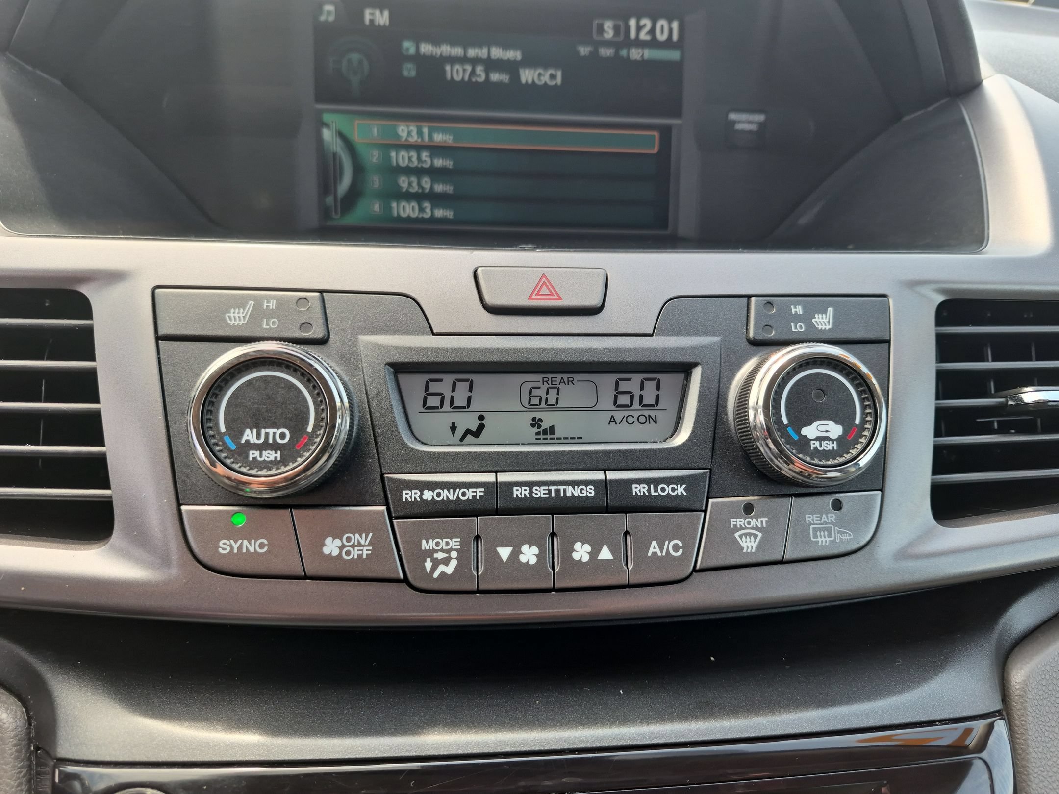 Used 2015 Honda Odyssey EX-L image 21