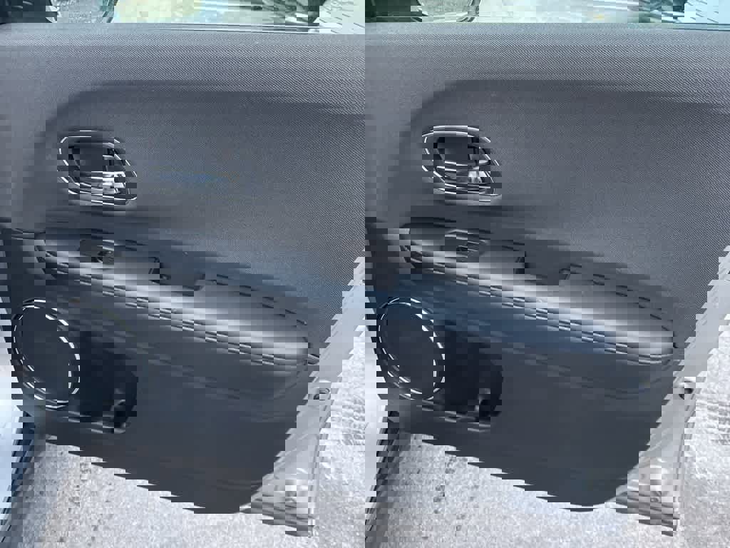 Used 2020 Honda HR-V EX image 17