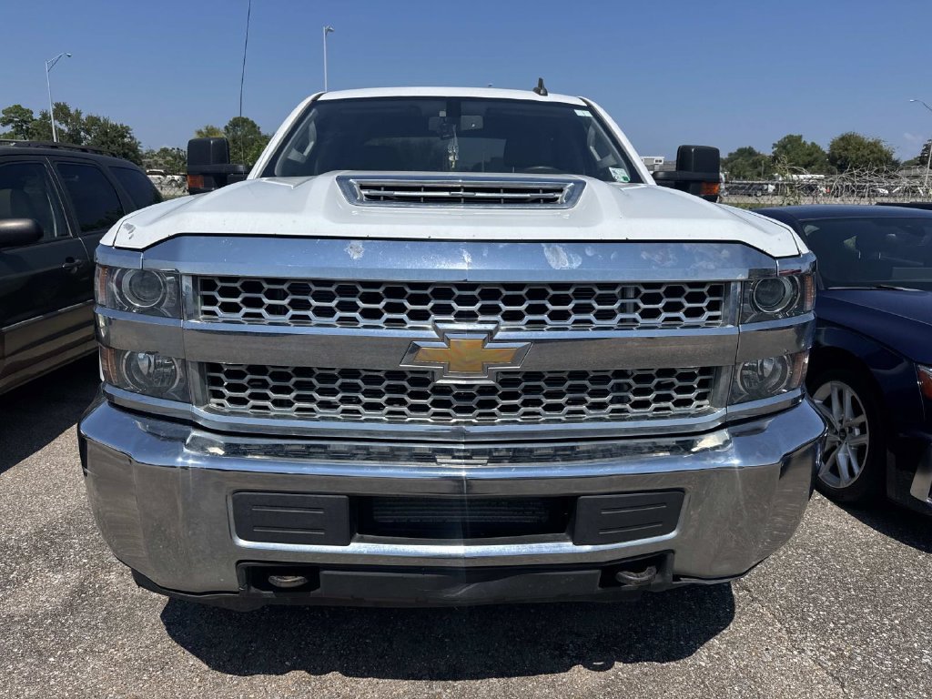 Used 2019 Chevrolet Silverado 2500 W/T w/ WT Convenience Package AWD/4WD image 3