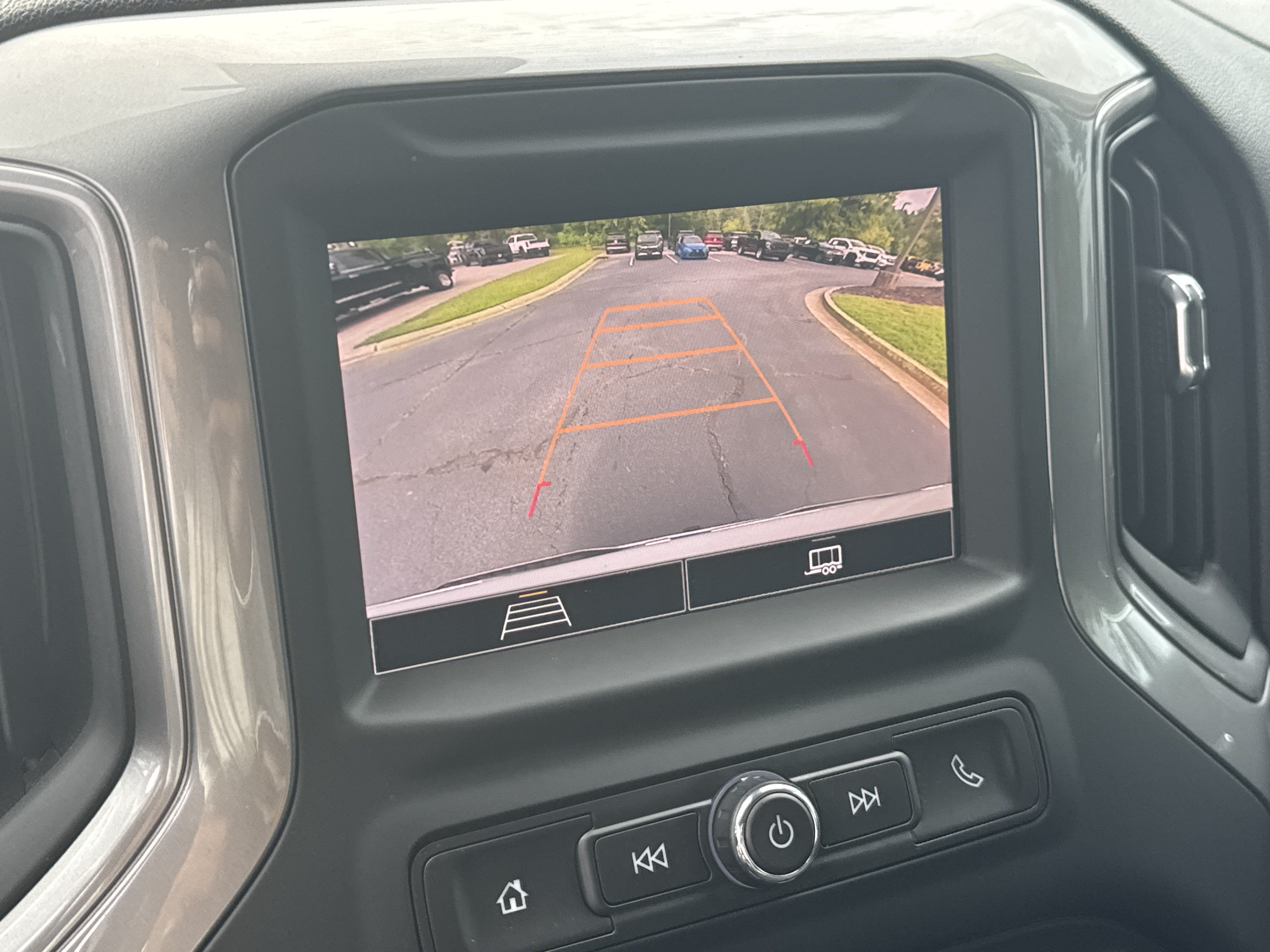 Certified 2024 Chevrolet Silverado 1500 Custom RWD image 26
