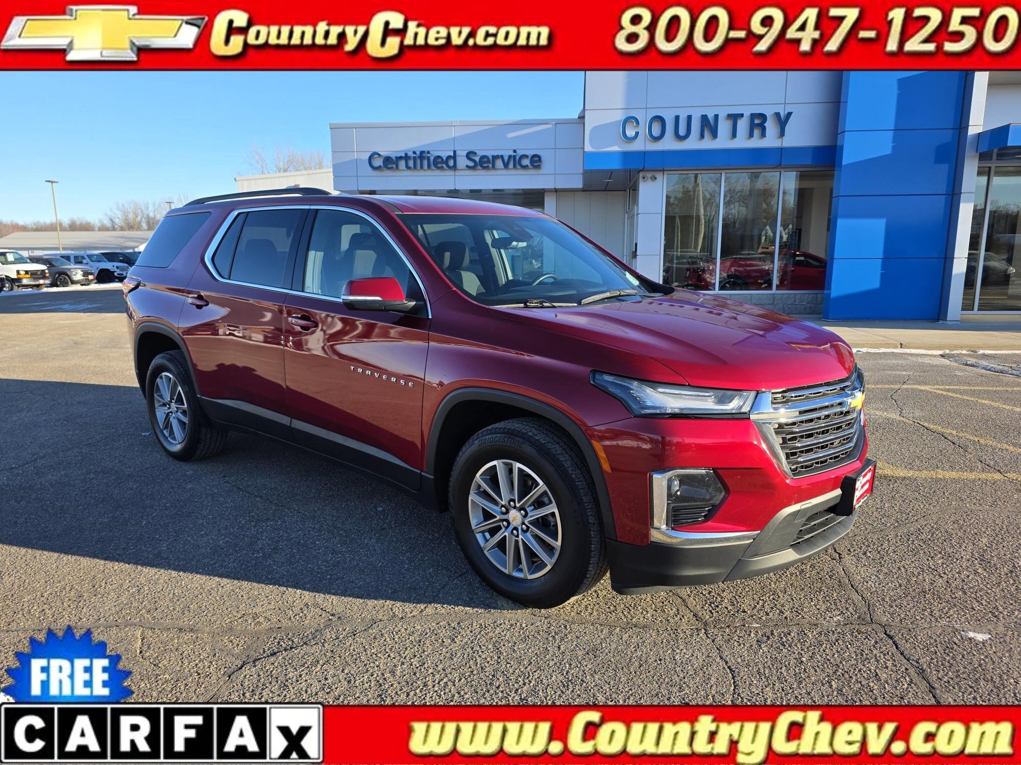 Used 2023 Chevrolet Traverse LT image 1