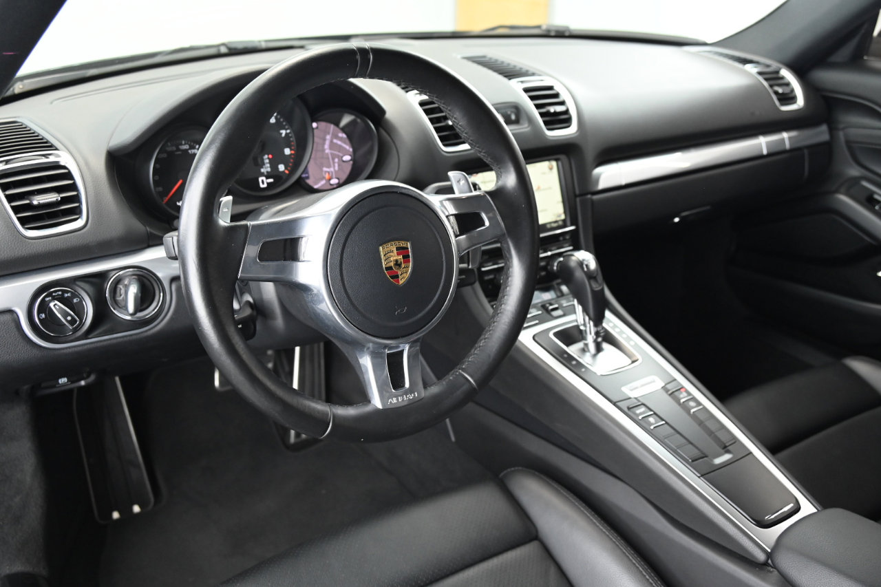 Used 2016 Porsche Cayman image 25