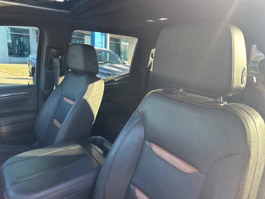 Used 2024 GMC Sierra 1500 AT4 w/ Technology Package image 14
