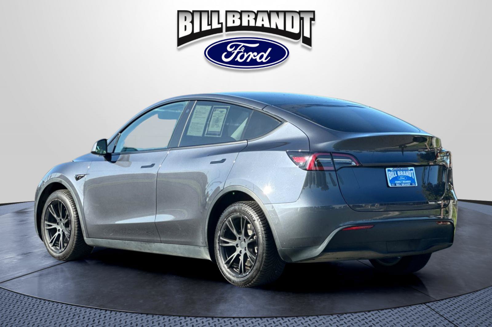 Used 2023 Tesla Model Y Long Range AWD/4WD image 5
