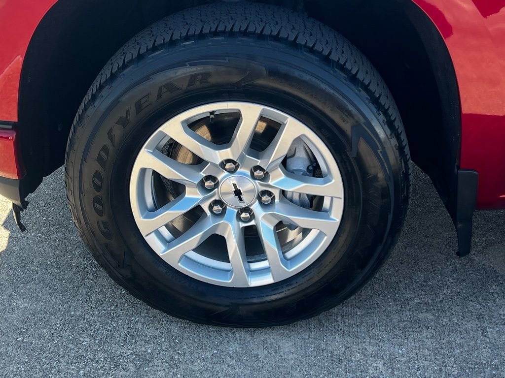 Used 2021 Chevrolet Silverado 1500 RST image 17