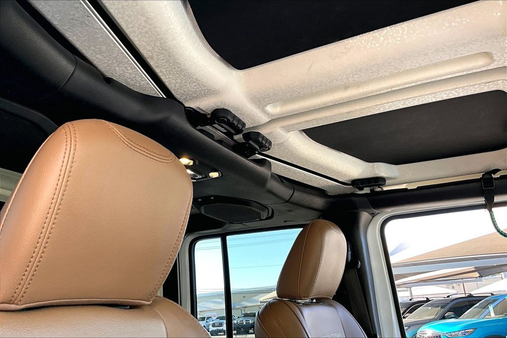 Used 2020 Jeep Wrangler Unlimited Rubicon AWD/4WD image 19