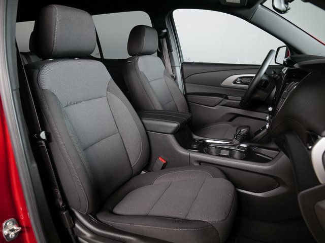 Used 2023 Chevrolet Traverse LT w/ Midnight/Sport Edition AWD/4WD image 11