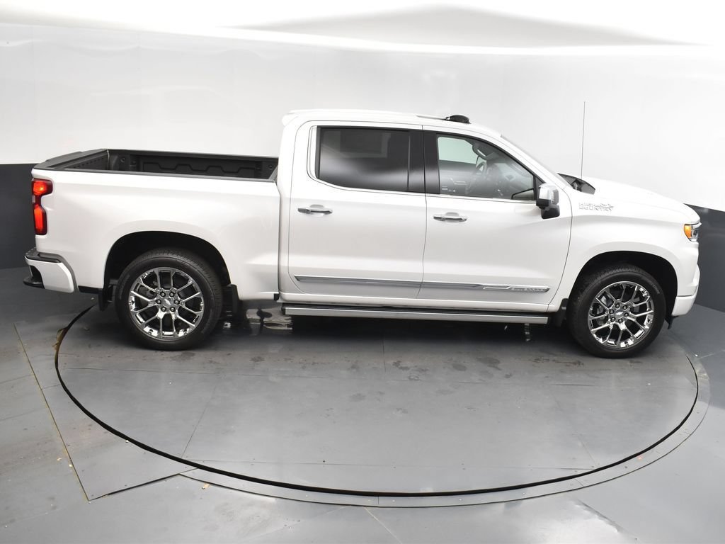 New 2025 Chevrolet Silverado 1500 High Country AWD/4WD image 40