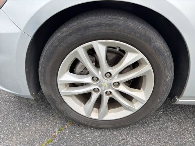 Used 2016 Chevrolet Malibu LT FWD image 6