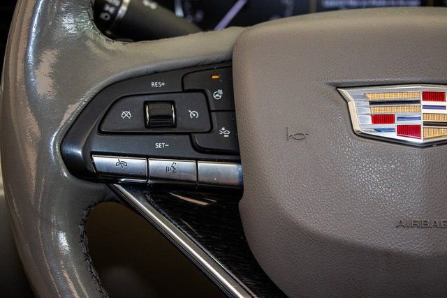 Used 2022 Cadillac XT6 Premium Luxury image 27