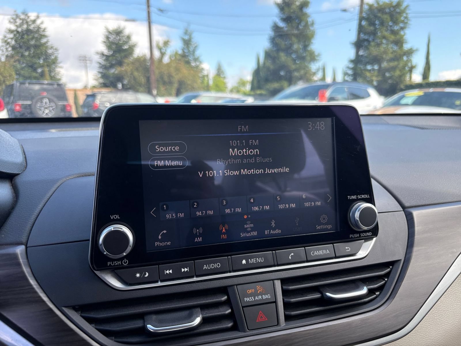Used 2025 Nissan Altima 2.5 SV FWD image 20