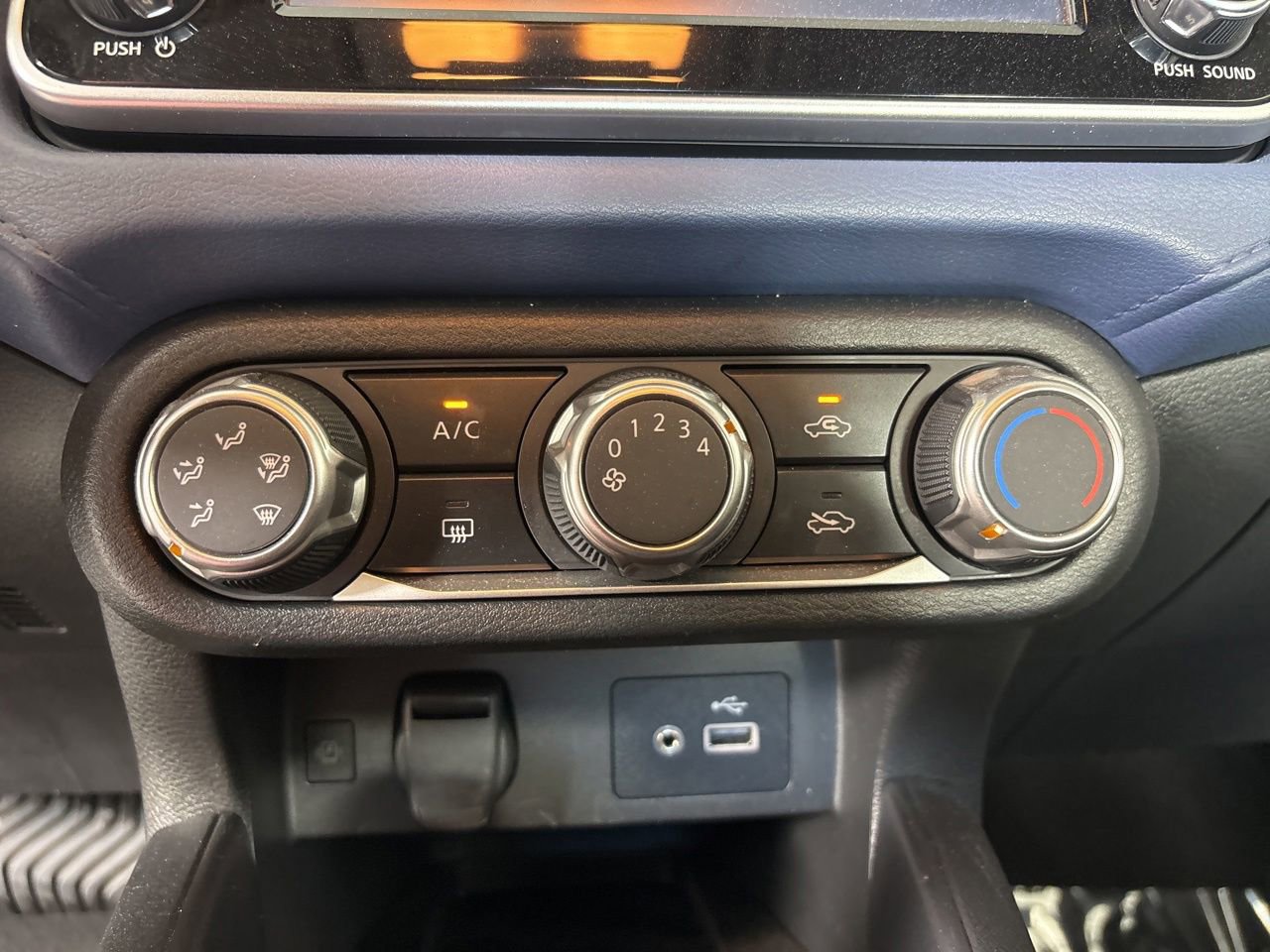 Used 2025 Nissan Versa SV FWD image 16
