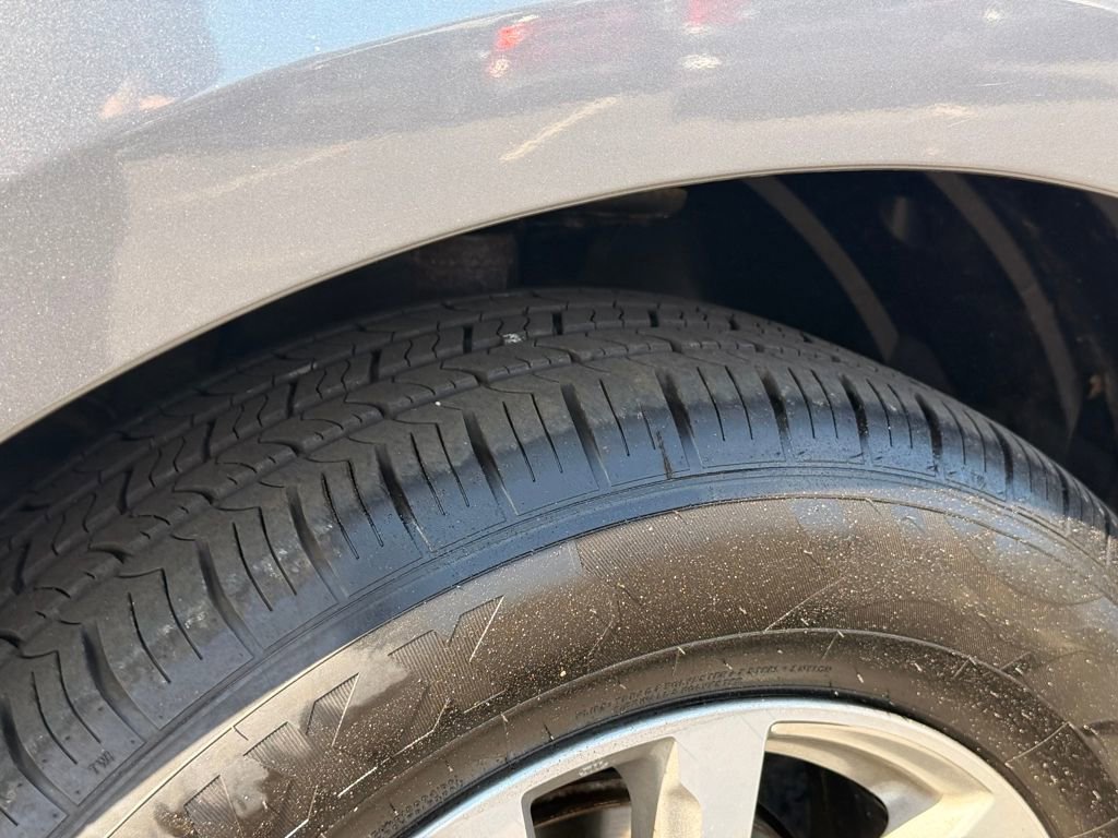 Used 2016 Nissan Pathfinder SV image 11