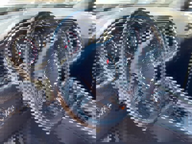 Used 2017 Dodge Challenger R/T image 3