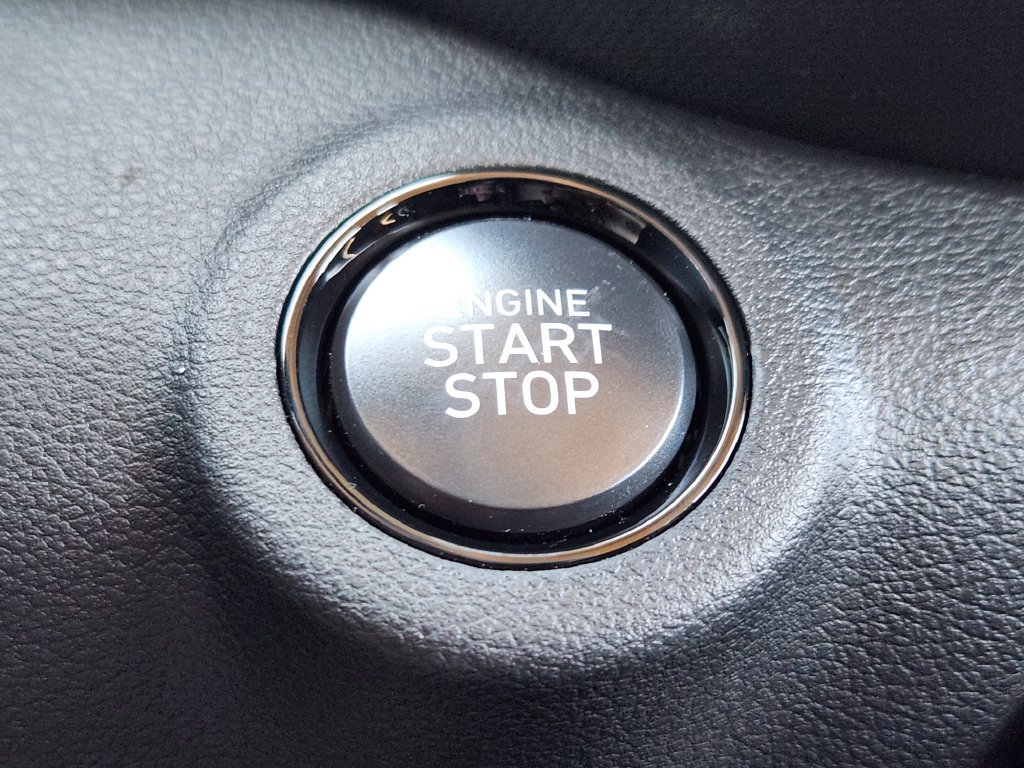 Used 2026 Hyundai Venue SEL FWD image 20