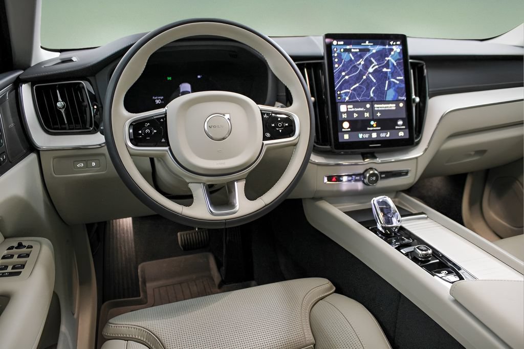 Certified 2026 Volvo XC60 T8 Ultra w/ Protection Package Premier AWD/4WD image 17