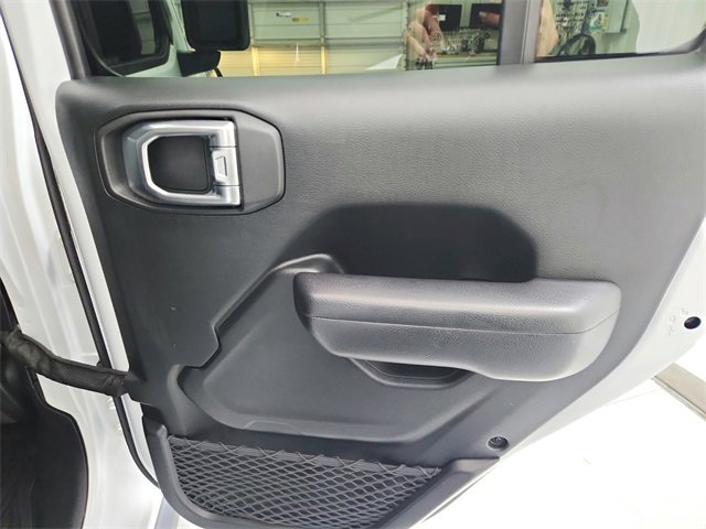 Used 2018 Jeep Wrangler Unlimited Rubicon image 33