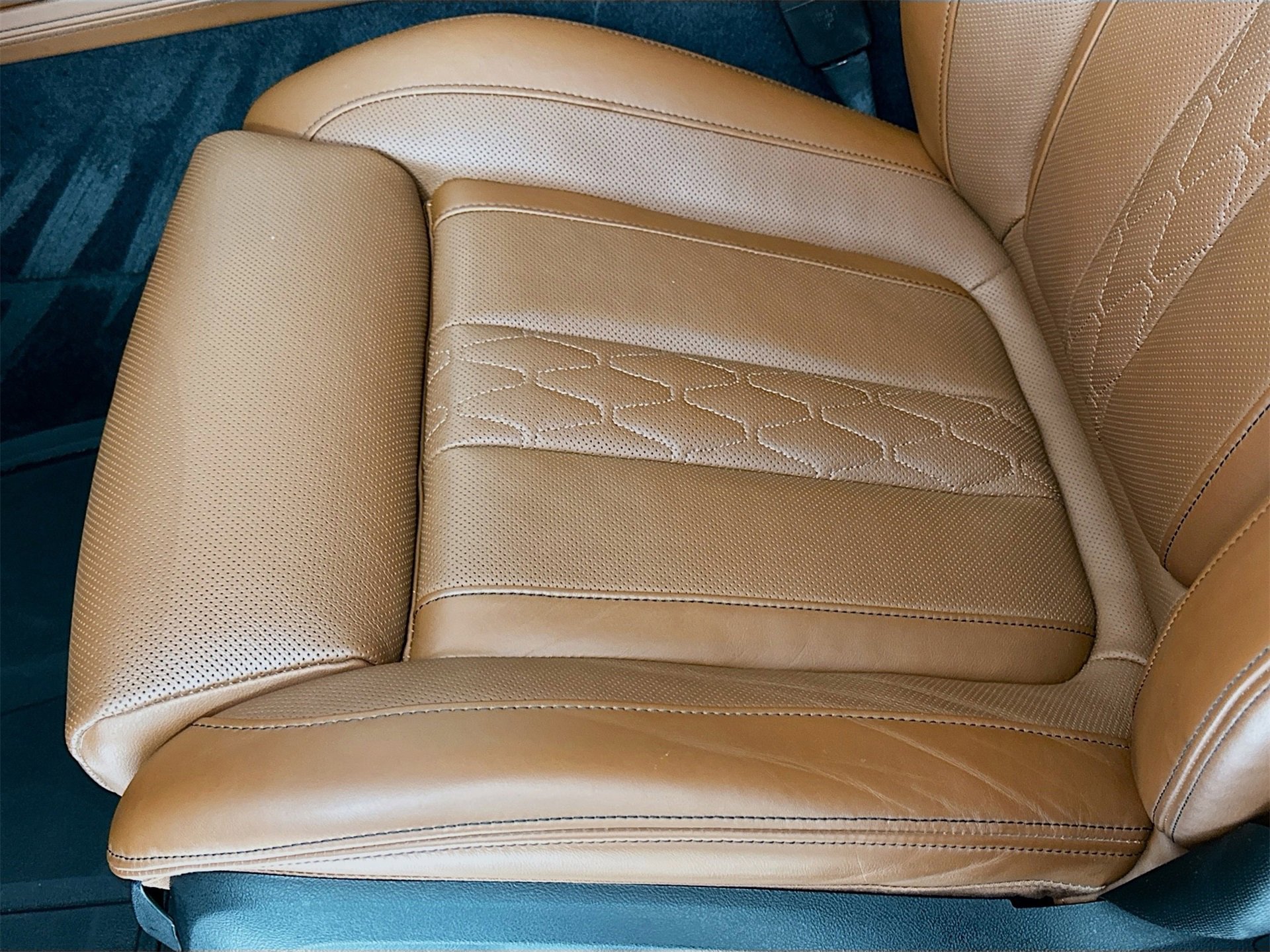 Used 2024 BMW ALPINA XB7 image 21