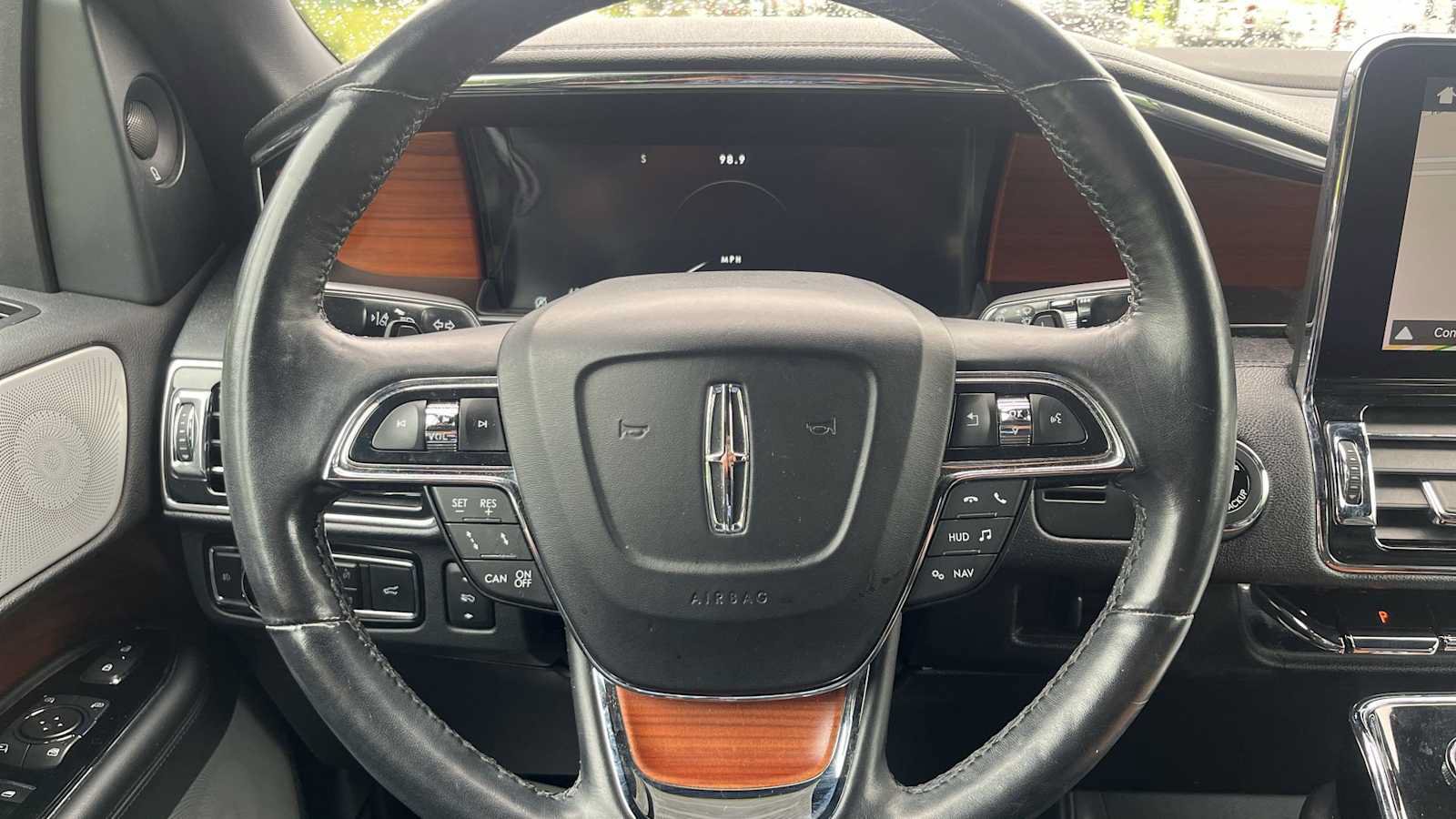 Used 2019 Lincoln Navigator Reserve AWD/4WD image 41