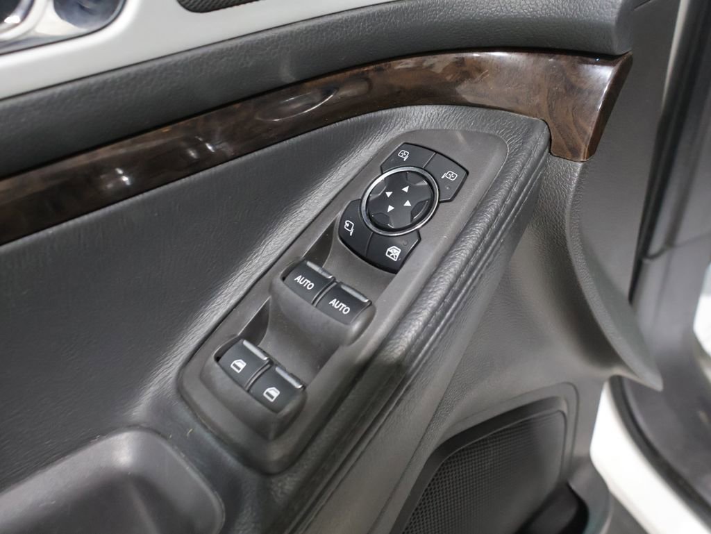 Used 2013 Ford Explorer Limited image 13