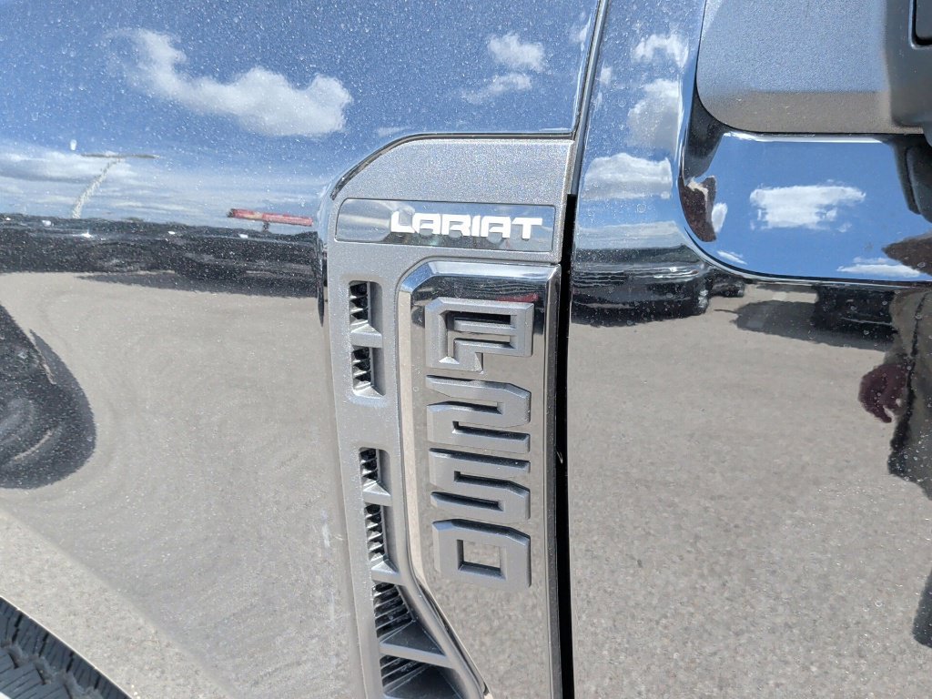 New 2027 Ford F250 Lariat w/ Black Appearance Package AWD/4WD image 47
