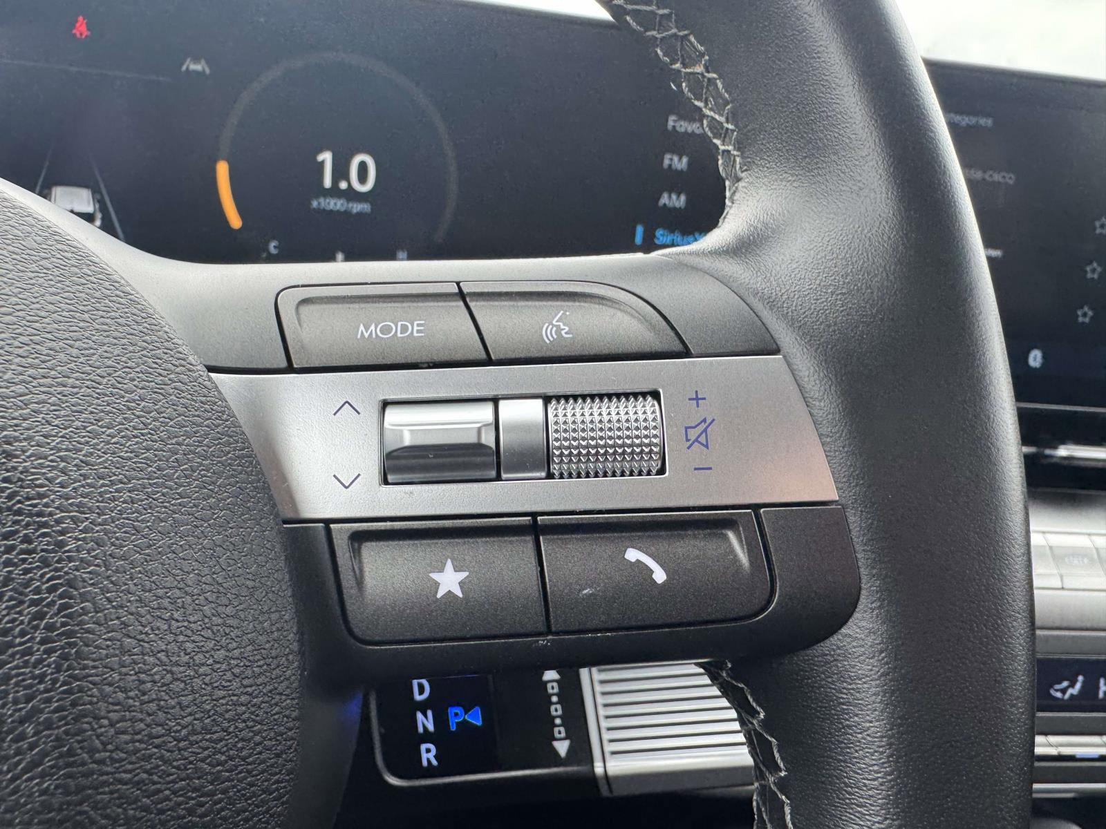 Used 2024 Hyundai Kona SEL w/ Convenience Package image 30