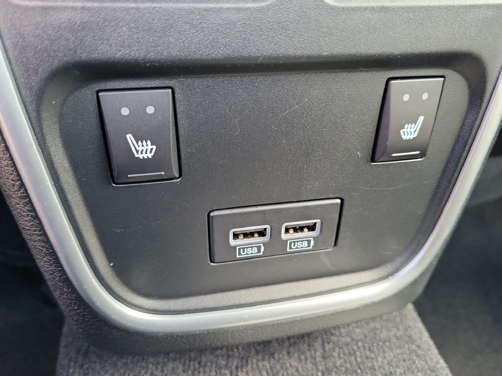 Used 2022 Dodge Charger Scat Pack w/ Plus Group RWD image 10
