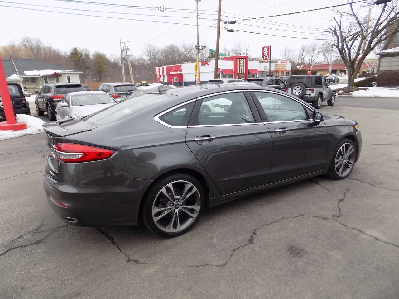 Used 2019 Ford Fusion Titanium AWD/4WD image 3