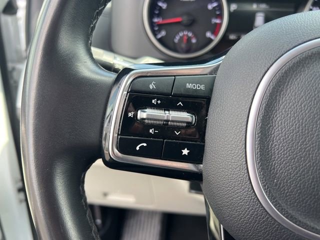 Certified 2024 Kia Carnival LX image 15