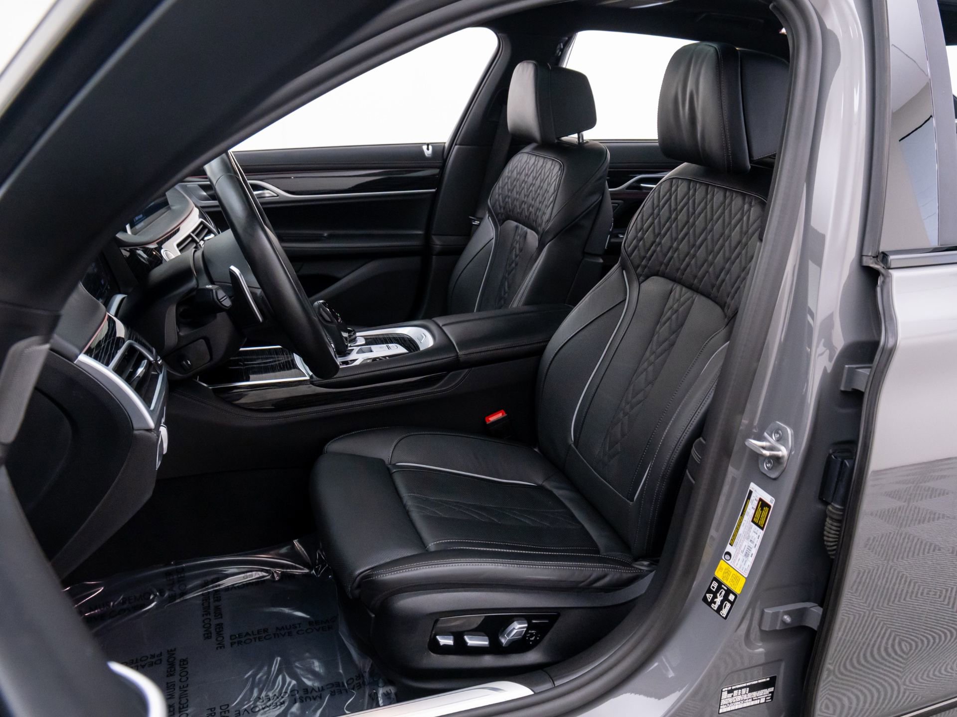 Certified 2022 BMW 750i xDrive 750i xDrive w/ Executive Package image 15