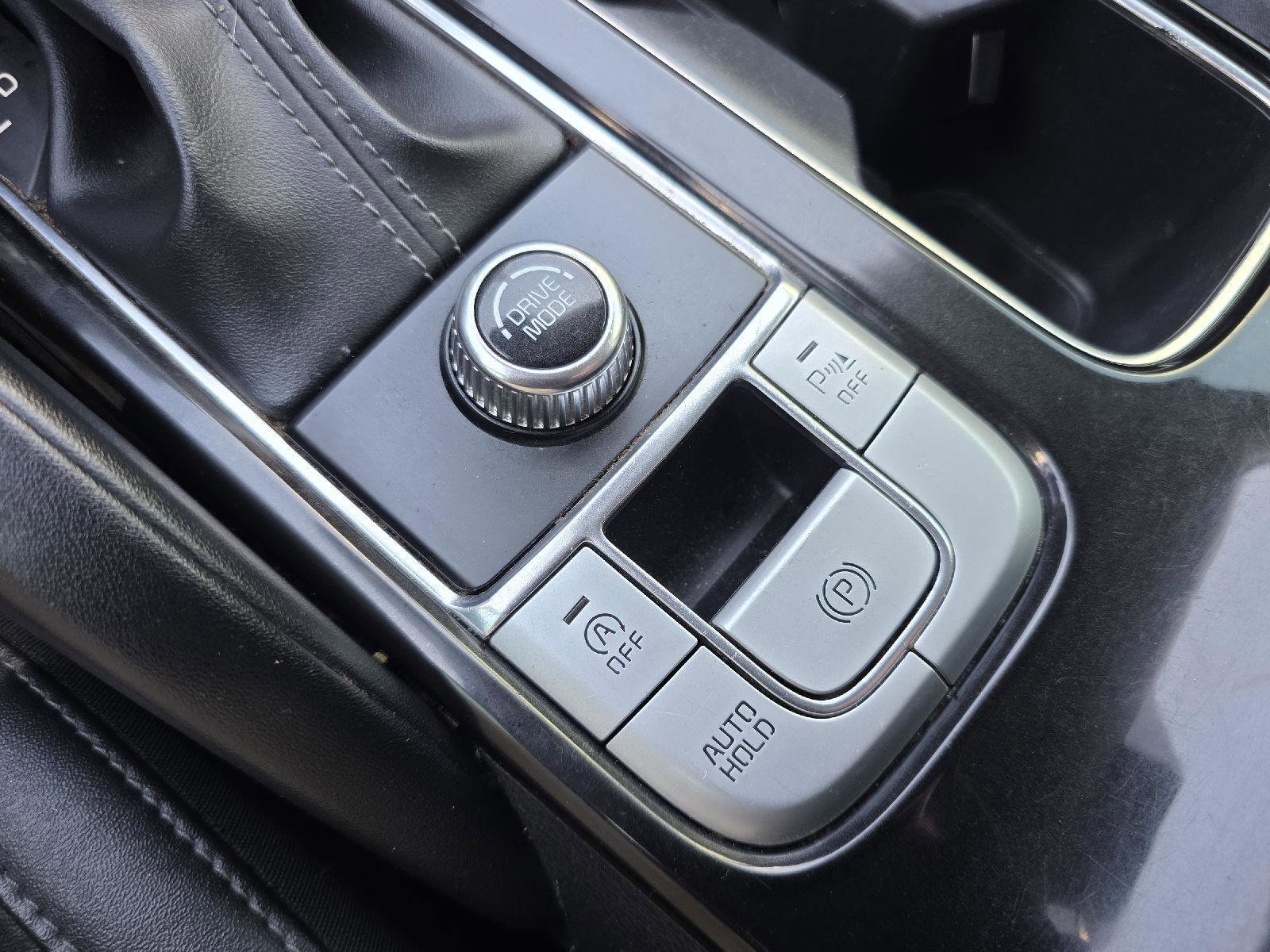 Used 2022 Kia Telluride LX FWD image 17