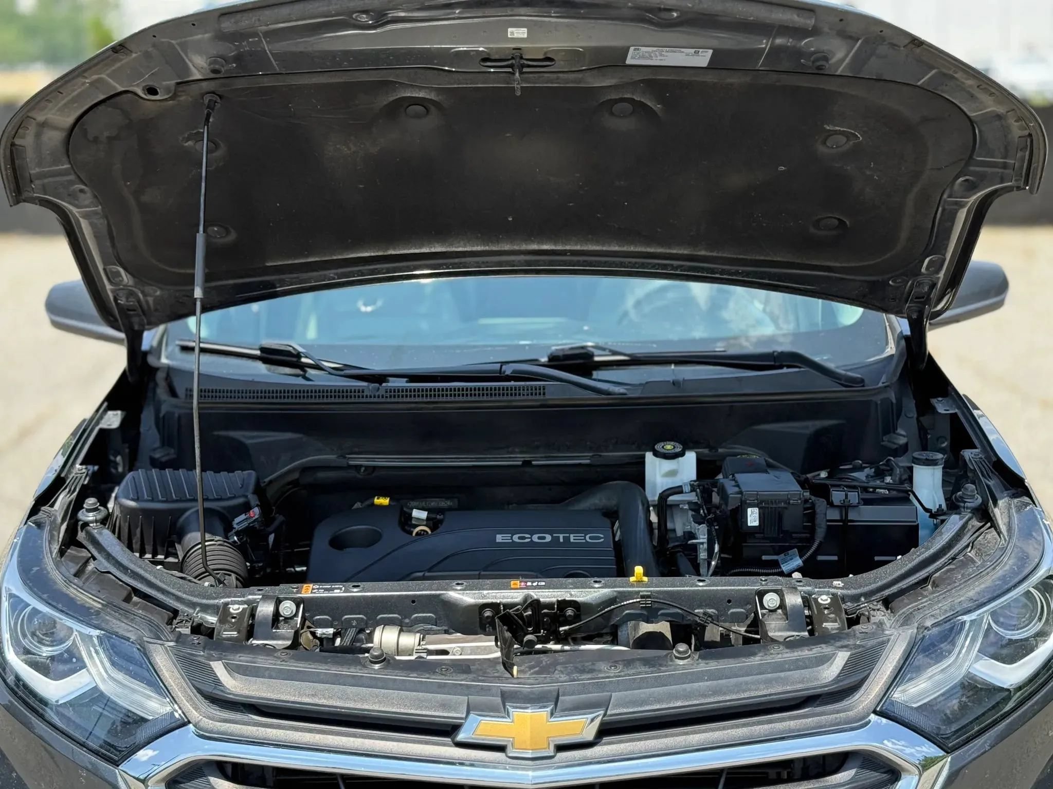 Used 2021 Chevrolet Equinox LS w/ LPO, Floor Liner Package FWD image 29