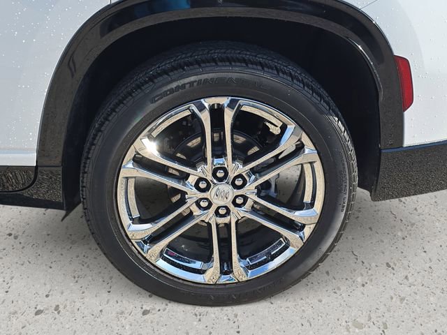 Used 2025 Buick Enclave Sport Touring w/ Power Package FWD image 36