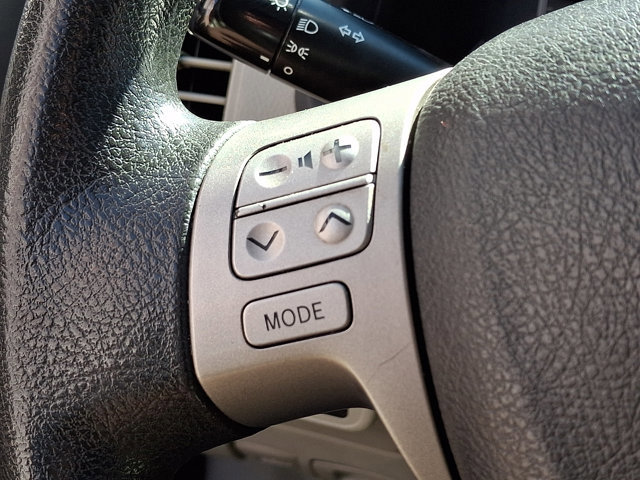 Used 2011 Toyota Corolla LE image 21