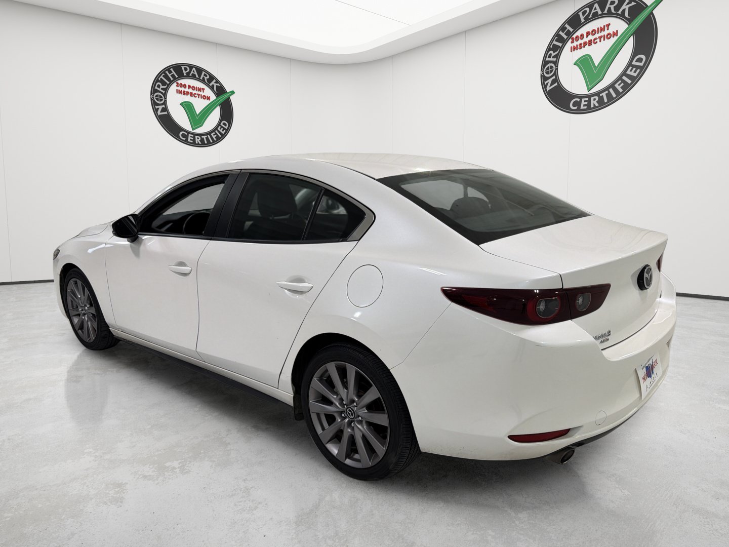 Used 2022 MAZDA MAZDA3 s AWD/4WD image 3