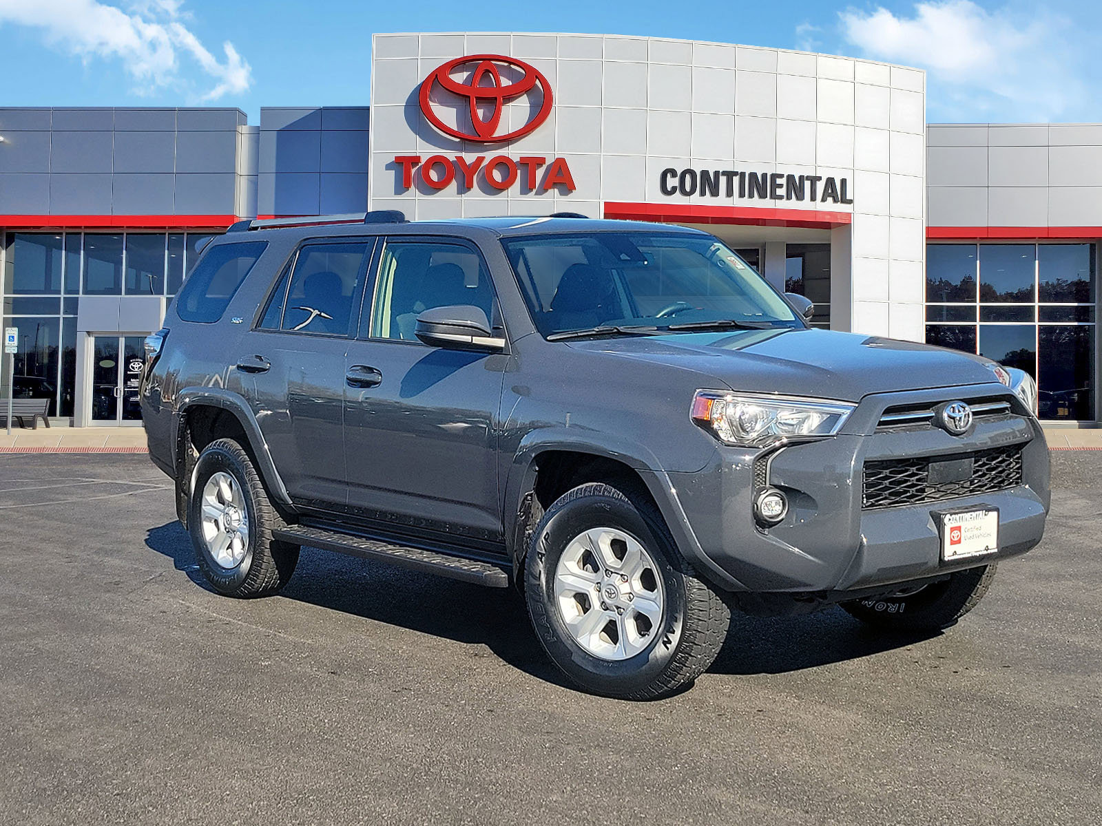 Certified 2024 Toyota 4Runner SR5 image 2