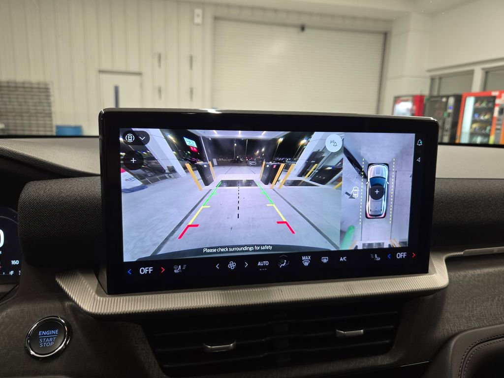 Used 2025 Ford Explorer Platinum w/ LUX Leather Package image 25