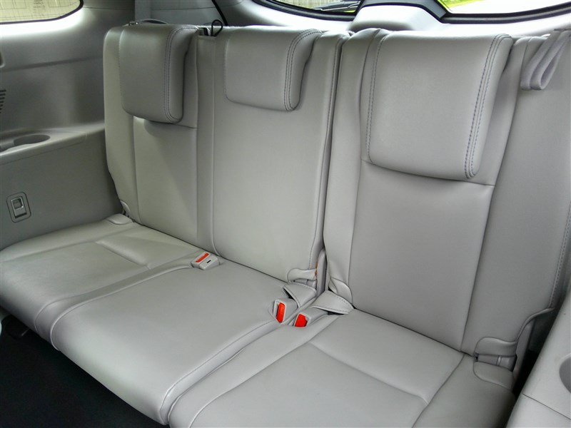 Used 2017 Toyota Highlander Limited AWD/4WD image 18