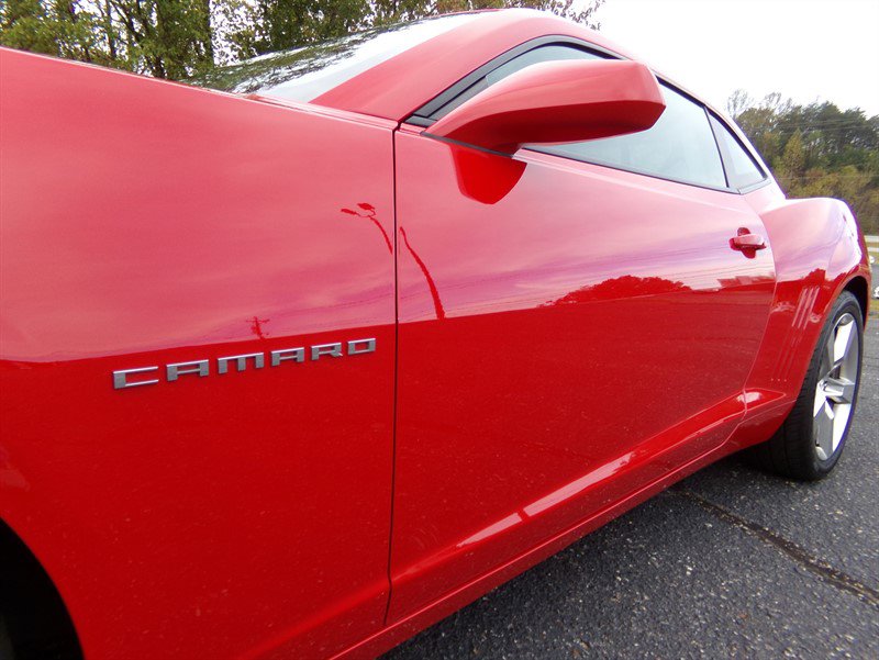 Used 2010 Chevrolet Camaro SS w/ RS Package image 9