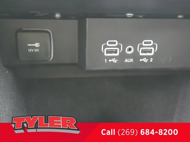 Certified 2023 Jeep Wagoneer 4WD image 31