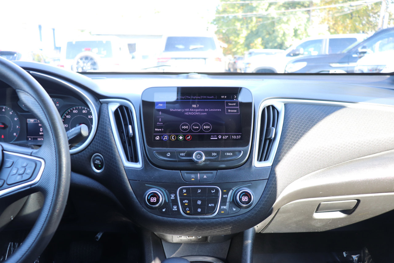 Used 2024 Chevrolet Malibu LT image 19