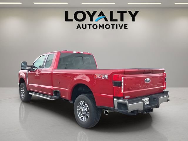 Used 2024 Ford F350 Lariat w/ FX4 Off-Road Package image 3