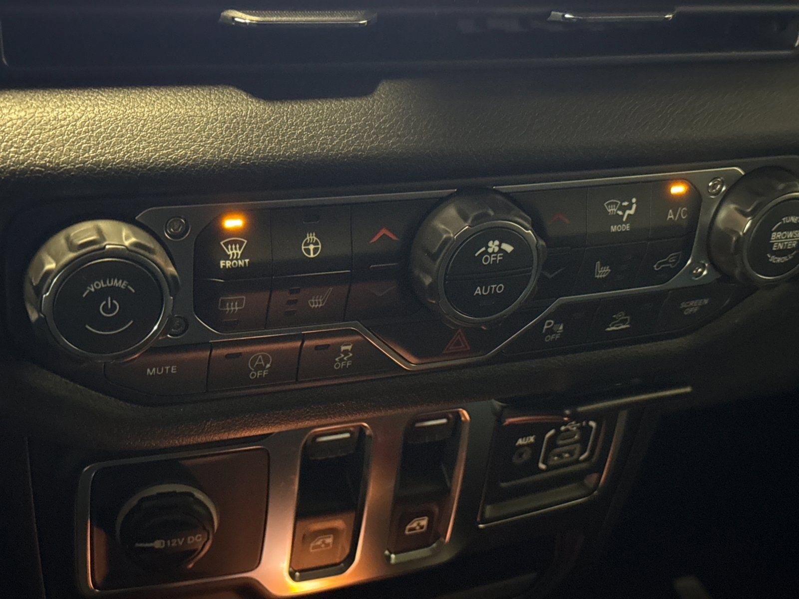 New 2026 Jeep Wrangler Sport S image 17