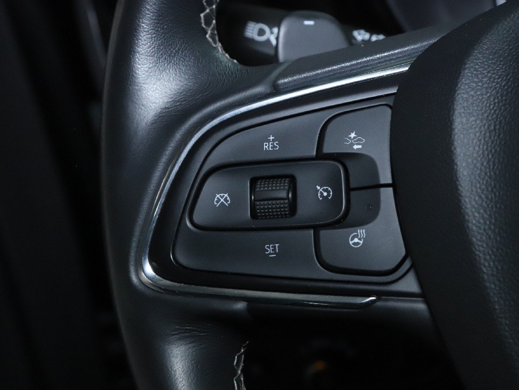 Used 2022 Buick Envision Avenir w/ Technology Package II AWD/4WD image 24