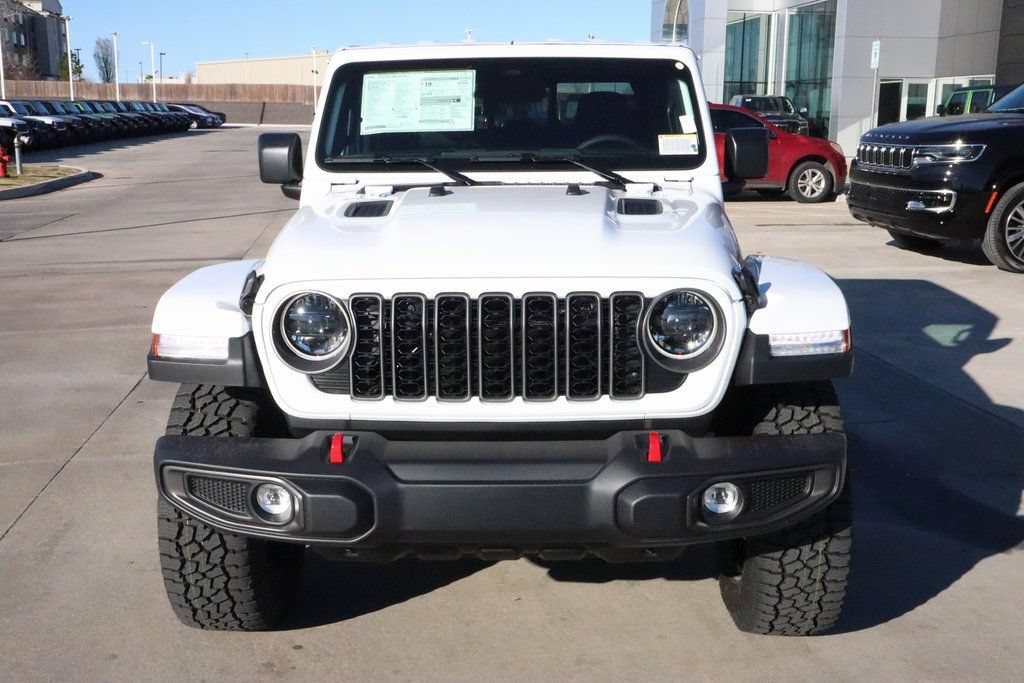 New 2026 Jeep Gladiator Rubicon w/ Steel Power Dome Hood Package AWD/4WD image 8