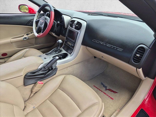 Used 2005 Chevrolet Corvette Convertible w/ Preferred Equipment Group RWD image 26