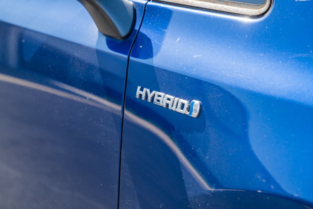 Used 2012 Toyota Prius V Three FWD image 14