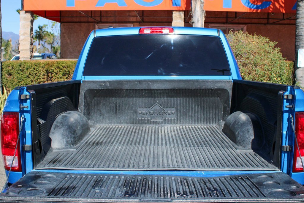 Used 2021 RAM 1500 Classic SLT image 8