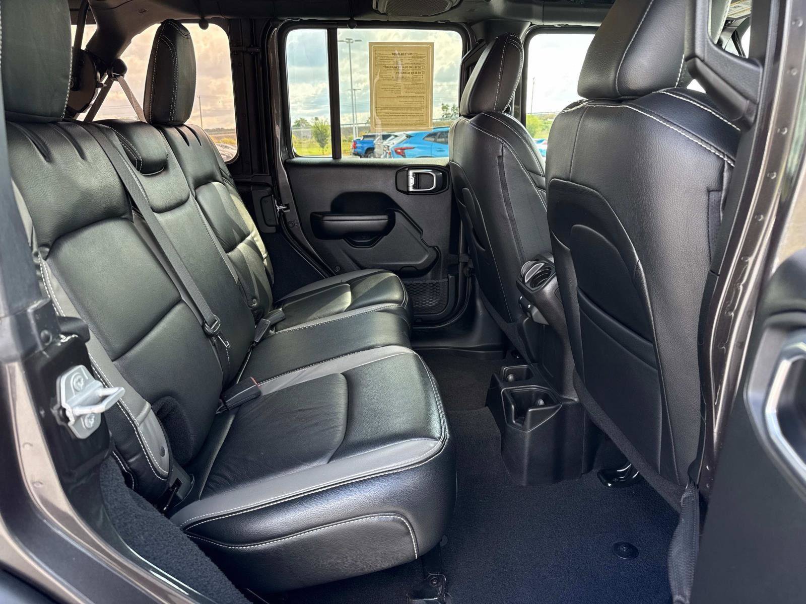 Used 2021 Jeep Wrangler Unlimited Sport image 19